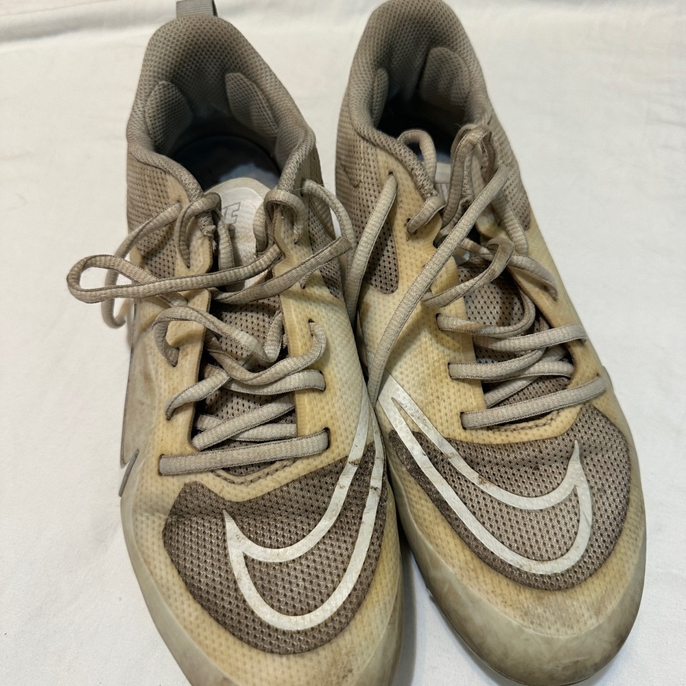 Nike Beige and Off-White Cleats